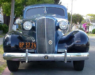 Illustration for article titled 1937 Cadillac V8